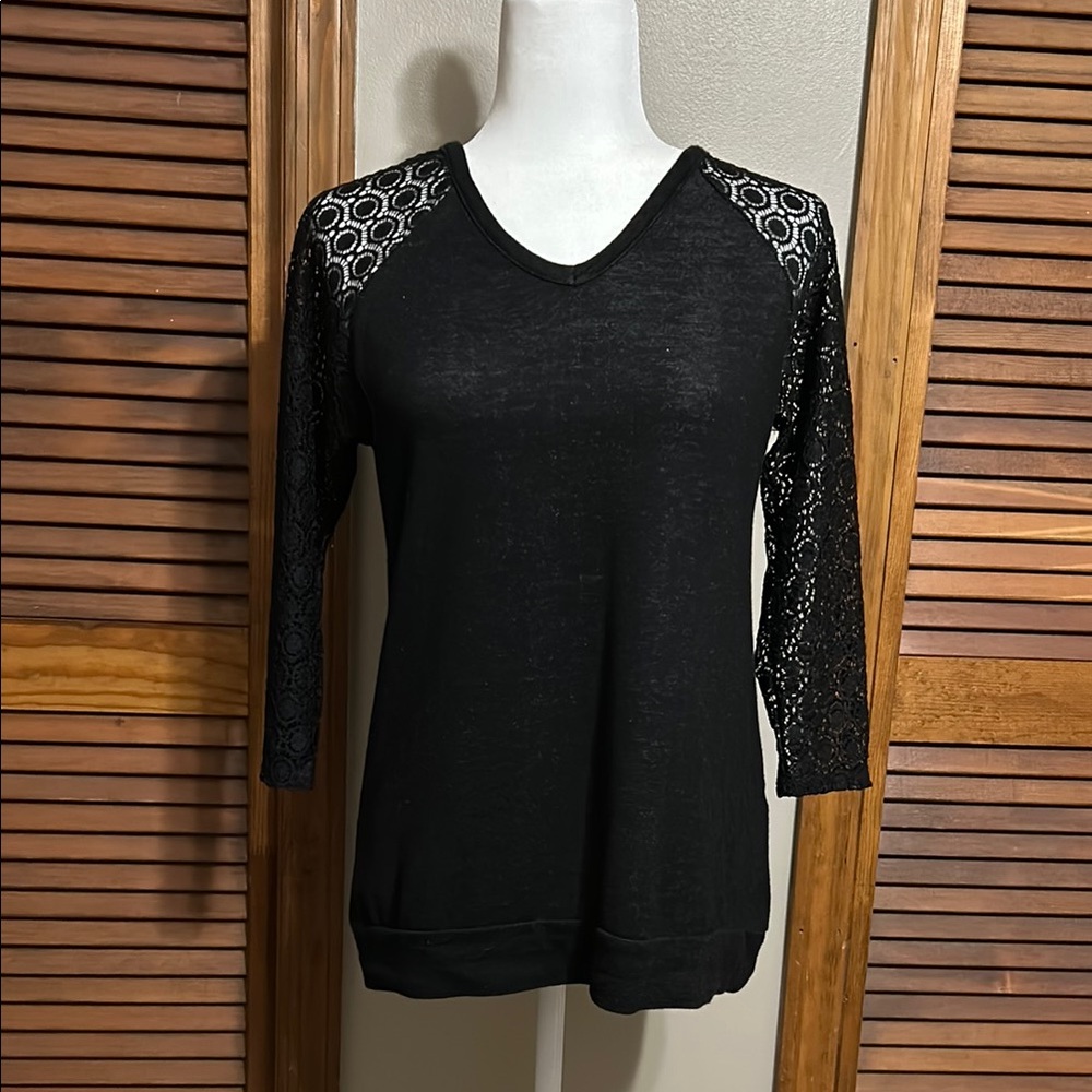 Loveappella Black V-Neck Bishop Sleeve Top